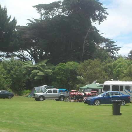 Karamea Holiday Park Bagian luar foto