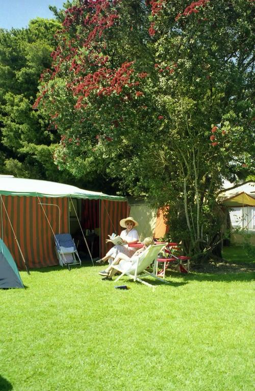 Karamea Holiday Park Bagian luar foto